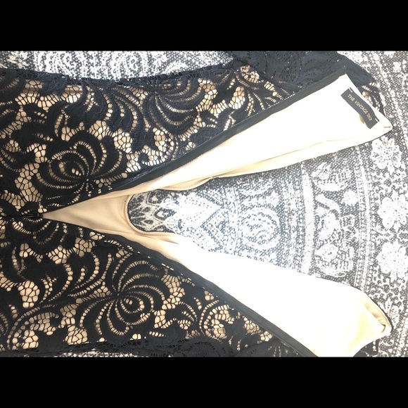 Sexy Low MIDI Lace Dress - Picture 3 of 4